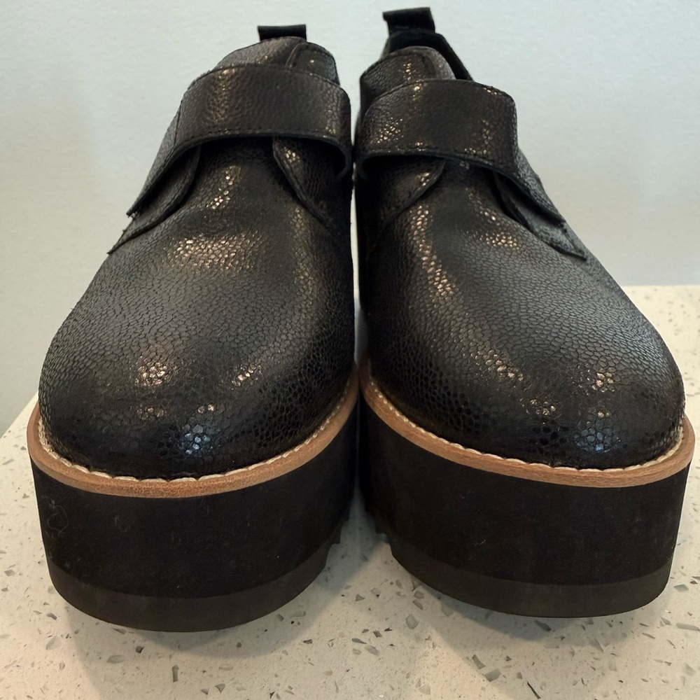 Eileen Fisher black leather platform shoes